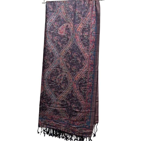 Elegant Shawl in Midnight Blue - Versatile Wrap, Stole, Scarf, Veil Soft & Cozy - Picture 8 of 16